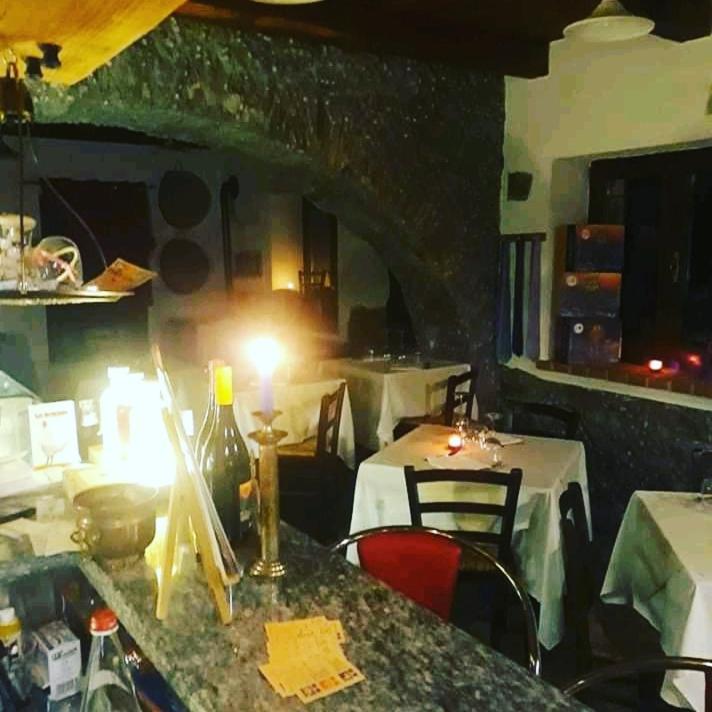 Taverna Del Dolmen Millesimo Екстер'єр фото