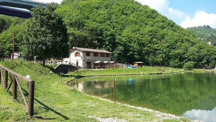 Taverna Del Dolmen Millesimo Екстер'єр фото